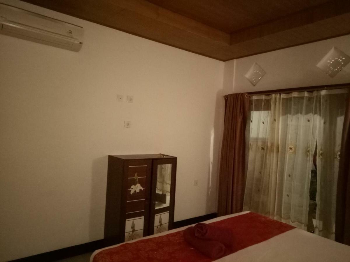 Swara Homestay 2 Nusa Lembongan  Bagian luar foto